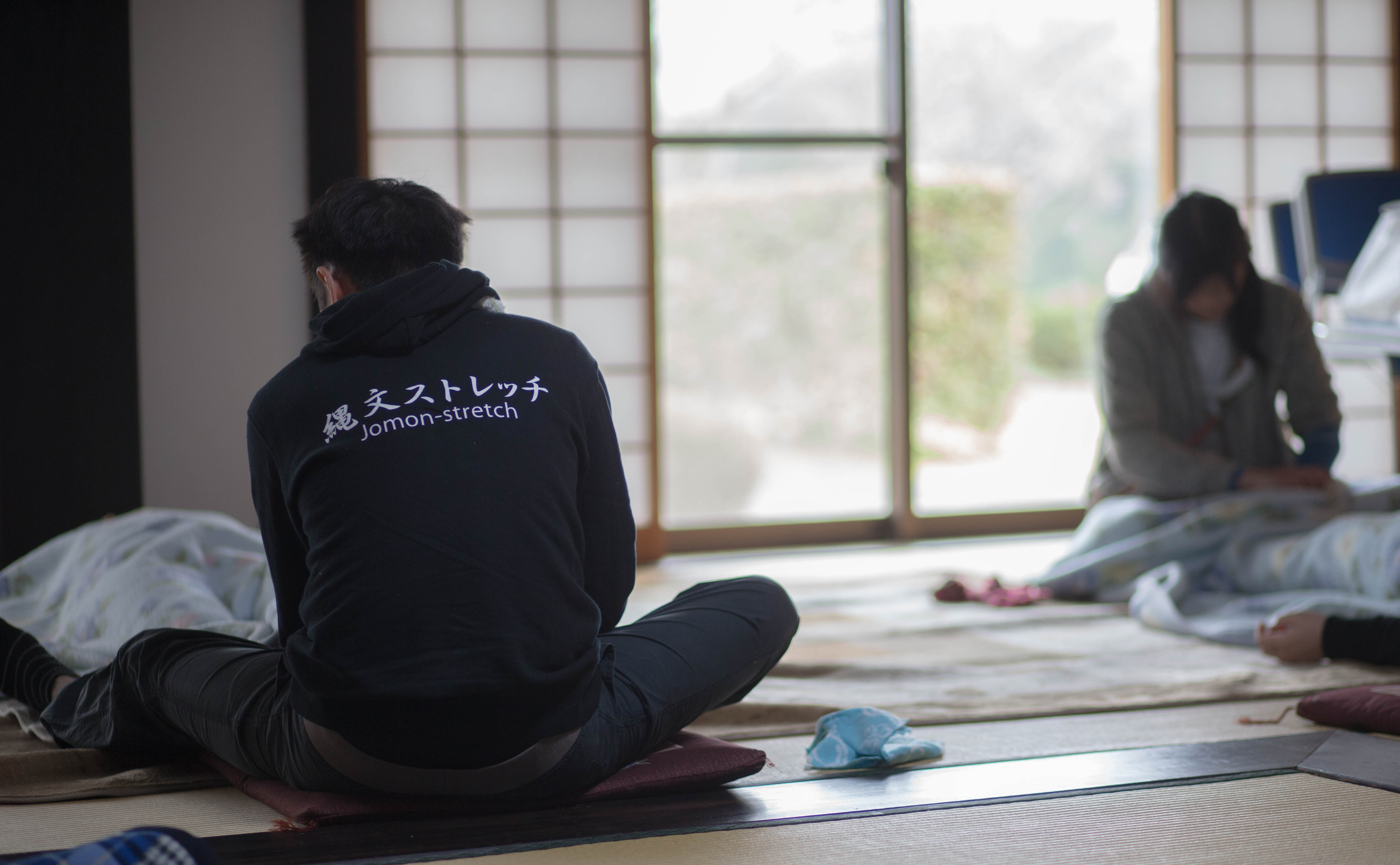 Stressin hallintaa kehollisesti: Jomon-Shindo